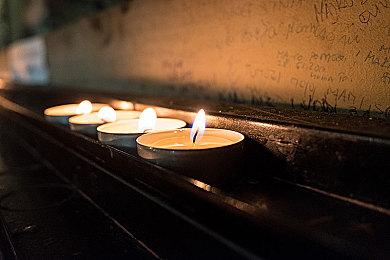 《生化女神：末日开端》10月发售 女高中生战丧尸